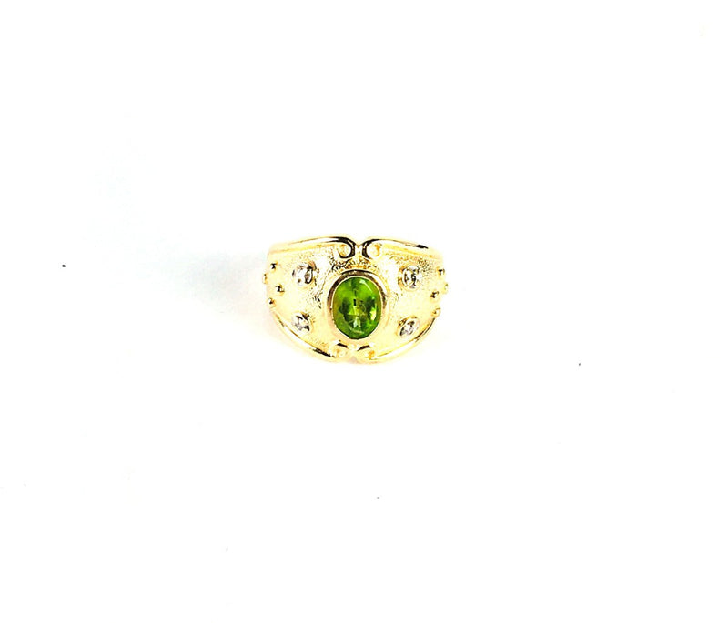 Peridot Diamond Ring 4 Diamonds .04 Carat T.W. 14K Yellow Gold