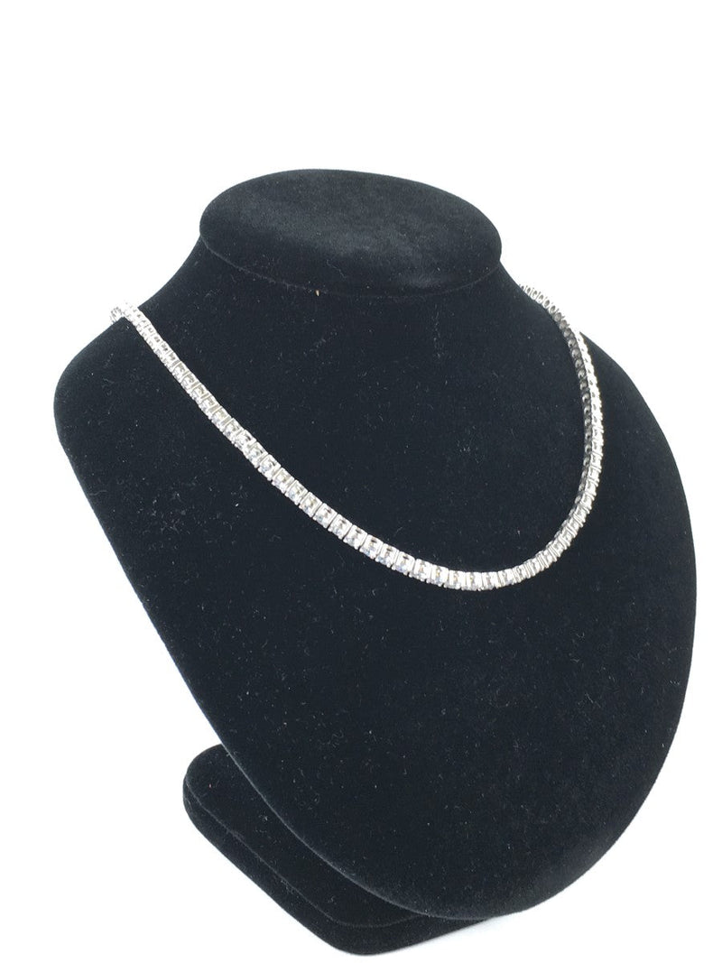 Cubic Zirconia 20.60cts 50 stones Necklace 925 Silver 47.98g