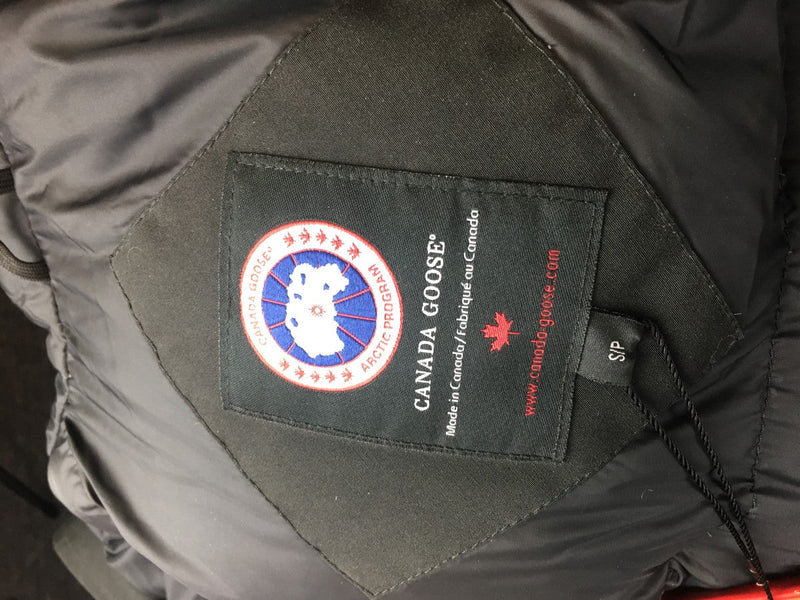 CANADA GOOSE MEN'S CHILLIWACK BOMBER JACKET BLACK SIZE SMALL