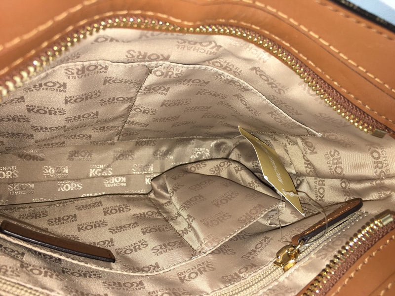 MICHAEL KORS LARGE JET SET MESSENGER BROWN