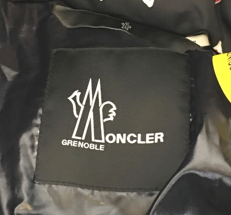 MONCLER MENS STAR PRINT GOLLINGER JACKET BLACK SIZE 4