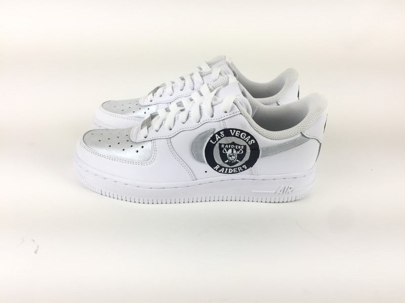 NIKE WMNS AIR FORCE 1 '07 LAS VEGAS RAIDER CUSTOM SHOE