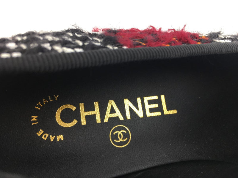 CHANEL TWEED CAP TOE LOAFERS RED BLACK