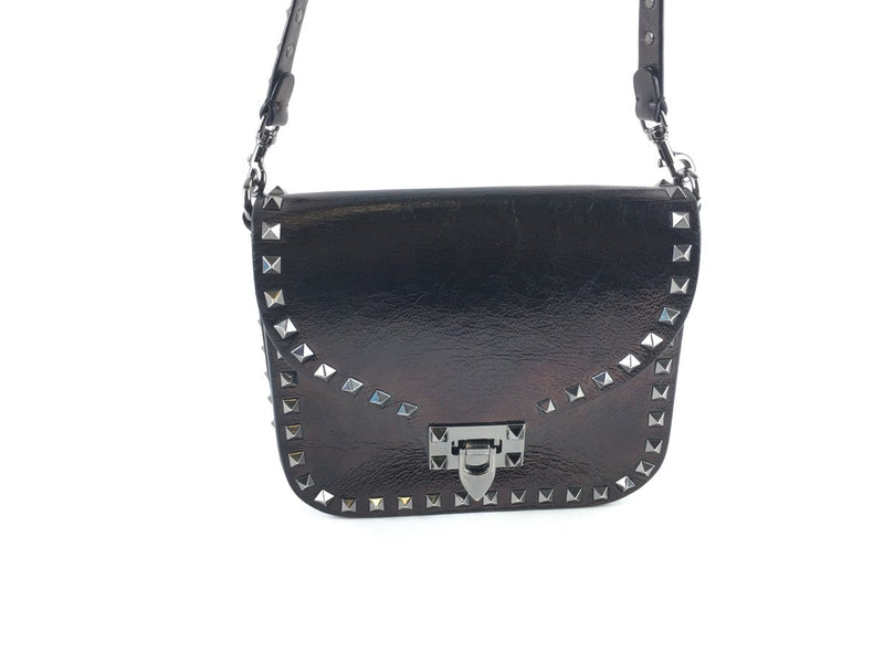 VALENTINO ROCKSTUD SPIKE NOIR CRINKLE LOCK SADDLE CROSSBODY