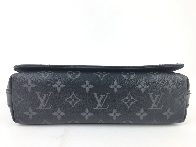 Louis Vuitton Monogram Eclipse Canvas Black Messenger Bag (IZX) 4691