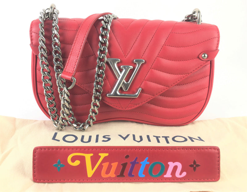 Louis Vuitton New Wave Chain Red Calfkin MM (LRCR) 8427