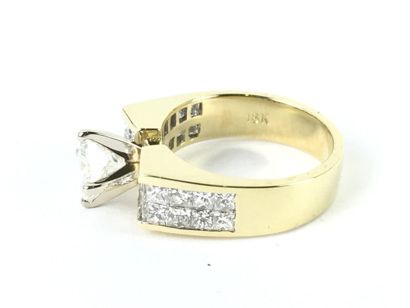 1.10cntr Princess Cut w  25 Diamonds 2.78 Carat T.W. 18K Yellow Gold