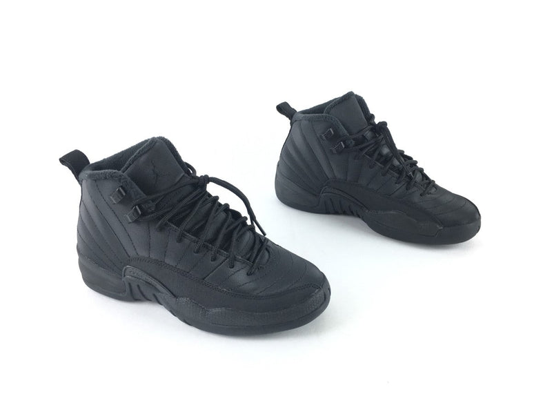 Air Jordan 12 Retro Winterized GS 'Triple Black' SZ 6Y (LZX) 0427