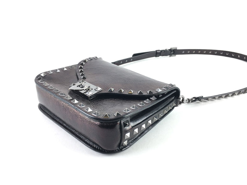 VALENTINO ROCKSTUD SPIKE NOIR CRINKLE LOCK SADDLE CROSSBODY